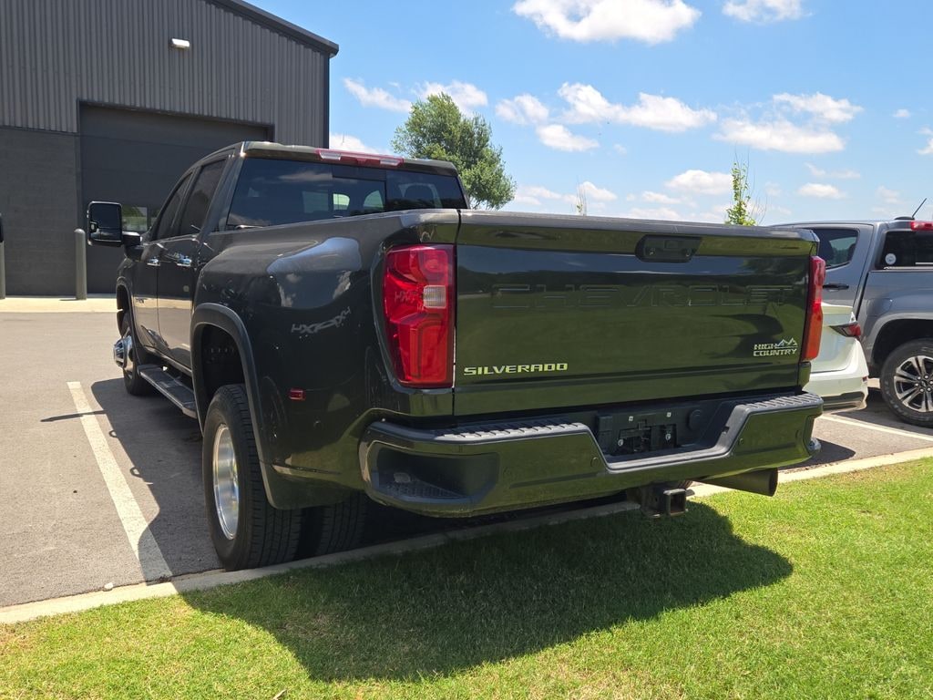 Used 2022 Chevrolet Silverado 3500HD High Country Truck Crew Cab