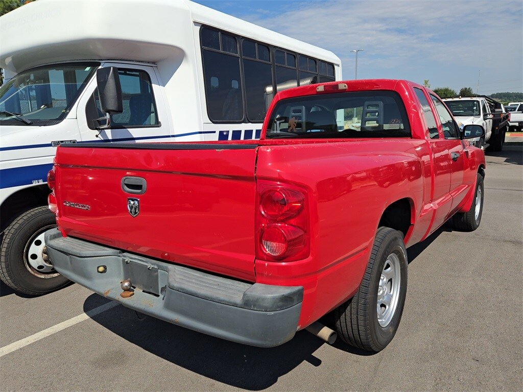 2006 Dodge Dakota ST photo 4