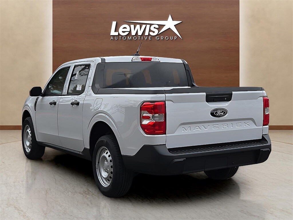 2025 Ford Maverick XL photo 3