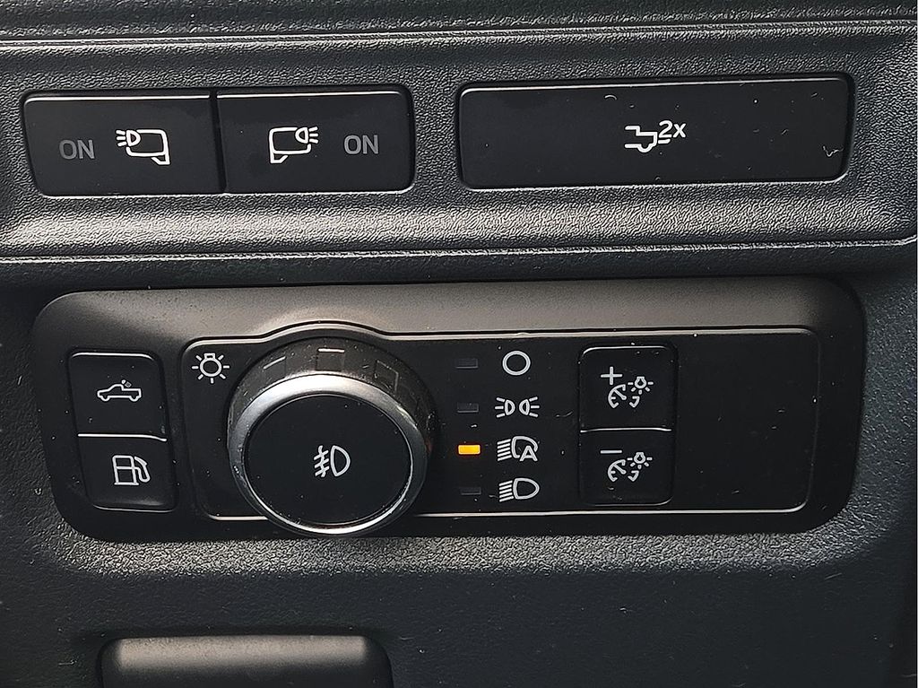 2024 Ford F-150 XLT - Photo 17