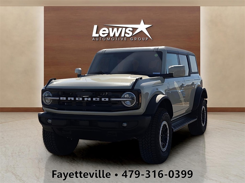 New 2025 Ford Bronco Outer Banks SUV