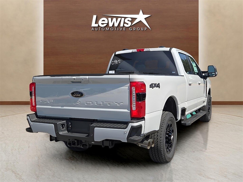 2025 Ford F-250 photo 4