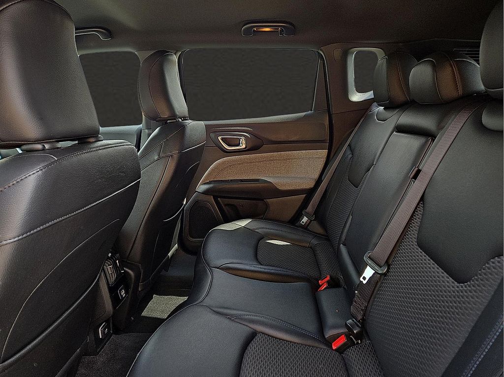 2024 Jeep Compass Latitude - Photo 9