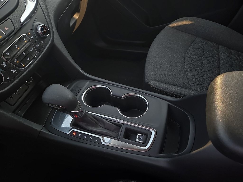 2024 Chevrolet Equinox LT - Photo 20