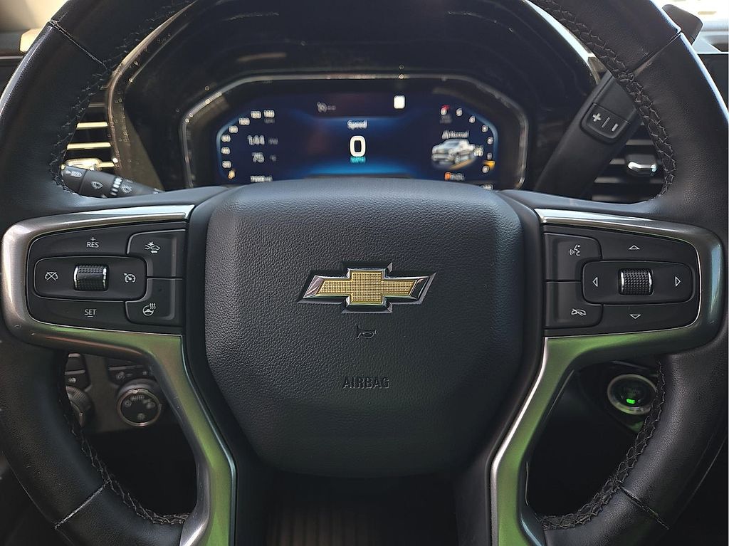 2023 Chevrolet Silverado 1500 LT - Photo 19