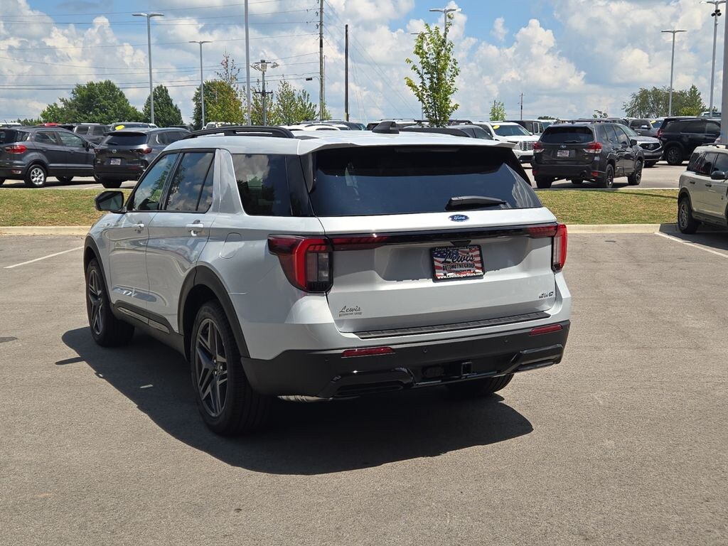 New 2026 Ford Explorer ST-Line SUV