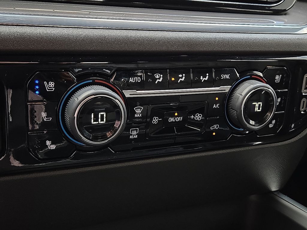 2025 Chevrolet Silverado 2500HD High Country - Photo 14
