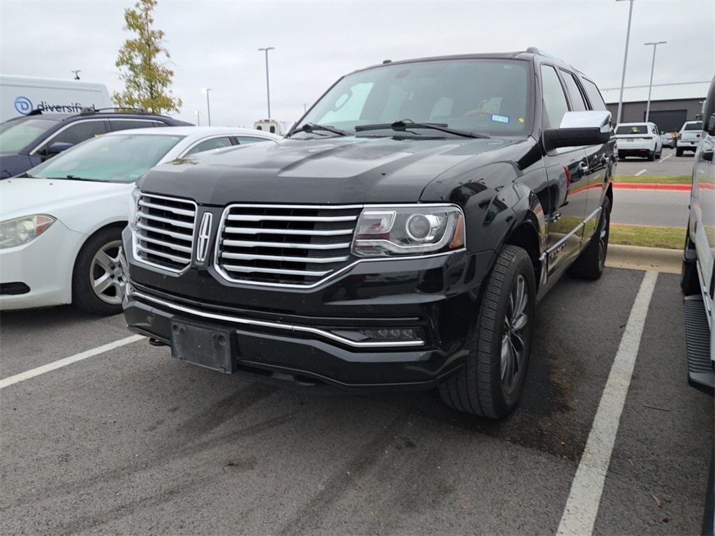 2017 Lincoln Navigator Select
