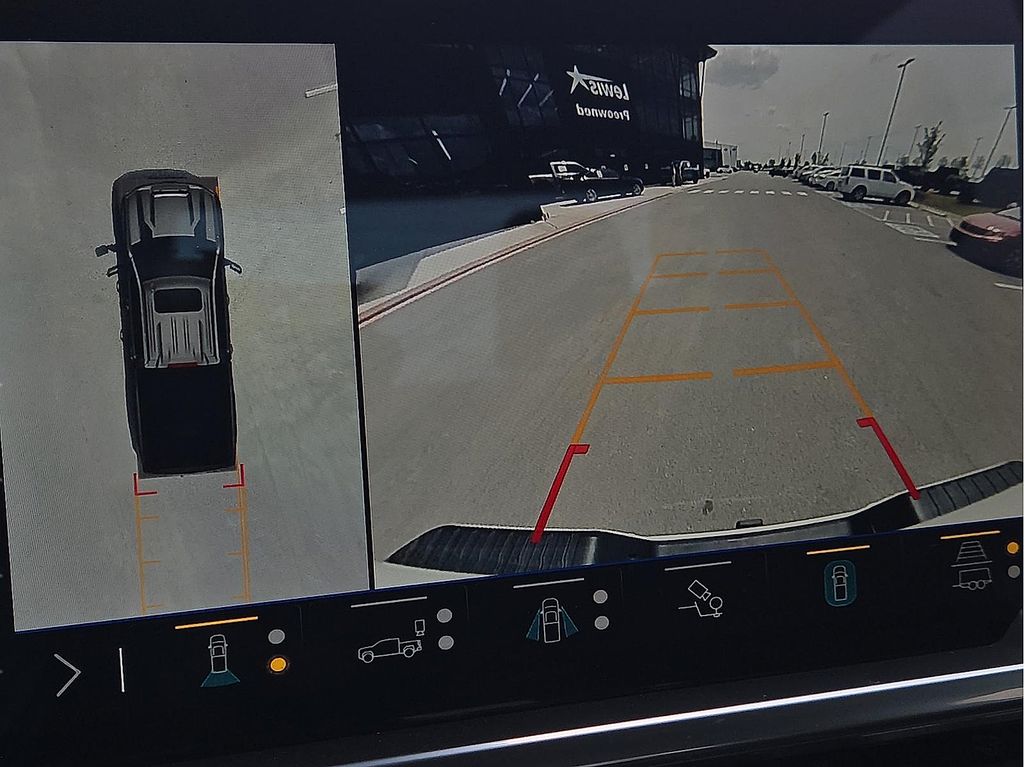 2024 Chevrolet Silverado 3500HD LT - Photo 13