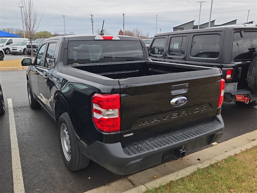 2024 Ford Maverick XL photo 2