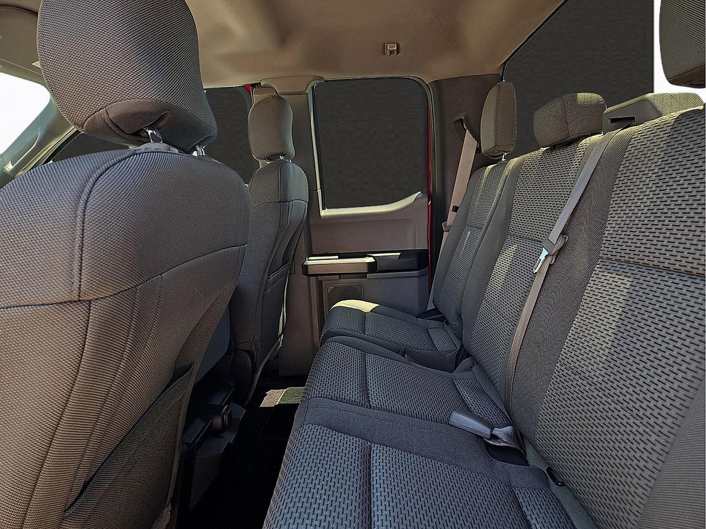 2015 Ford F-150 XLT - Photo 8