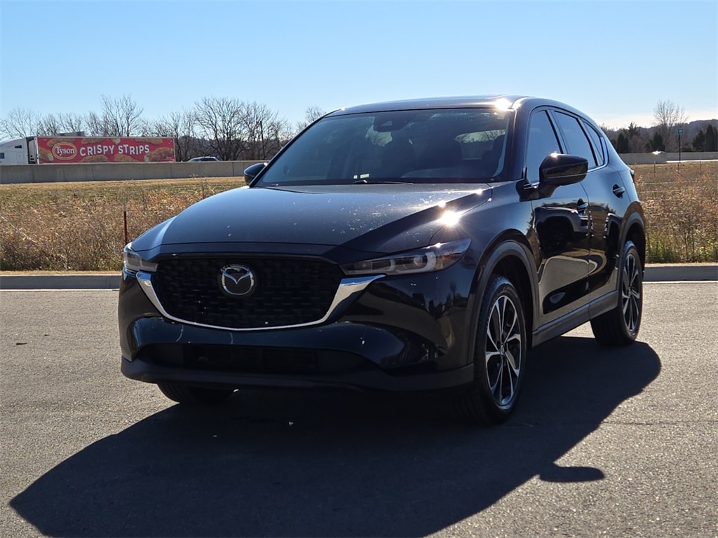 2022 Mazda CX-5 Base's photo