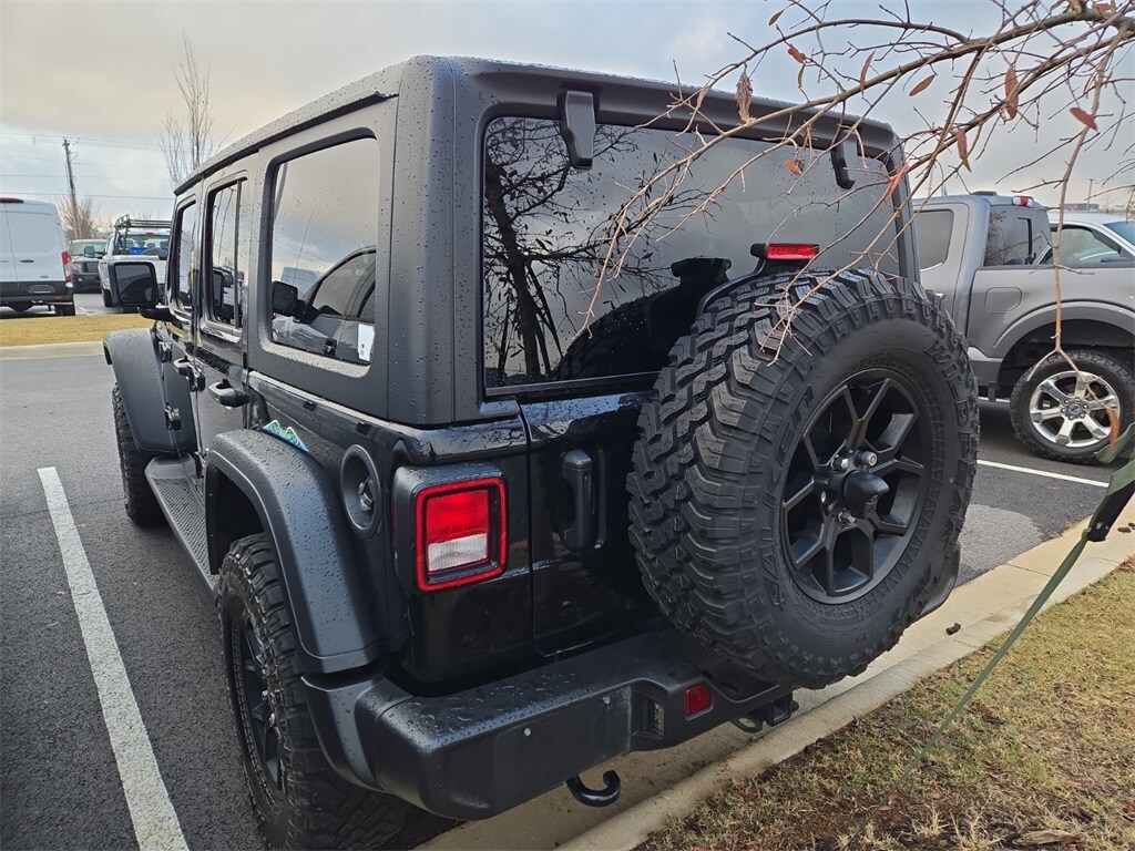 2024 Jeep Wrangler Willys photo 2