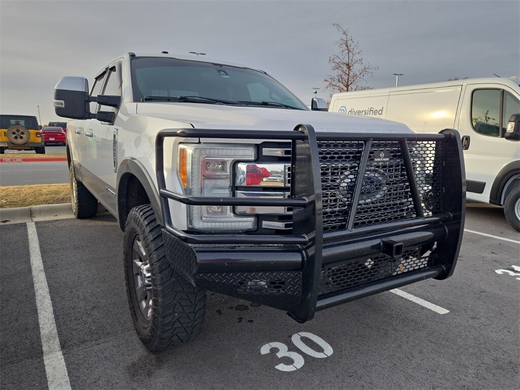 2017 Ford F-250 photo 3