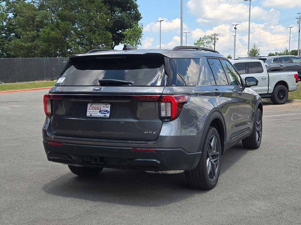 New 2026 Ford Explorer ST-Line SUV