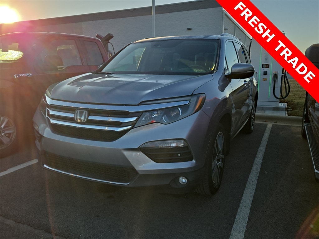 Used 2017 Honda Pilot Elite SUV