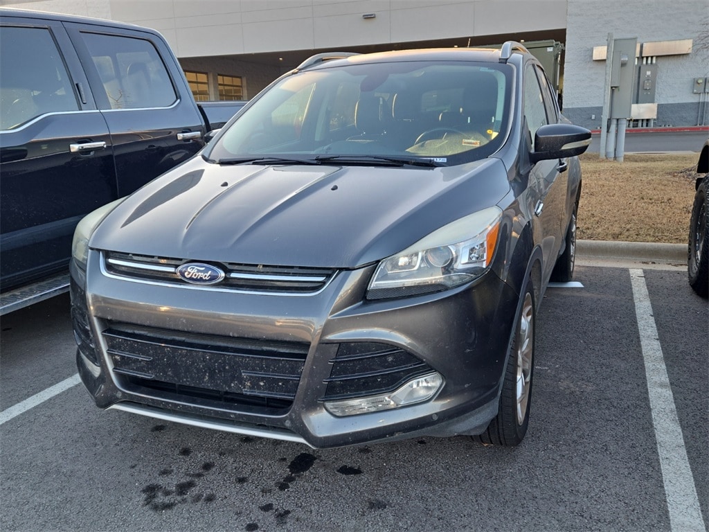 2015 Ford Escape Titanium's photo