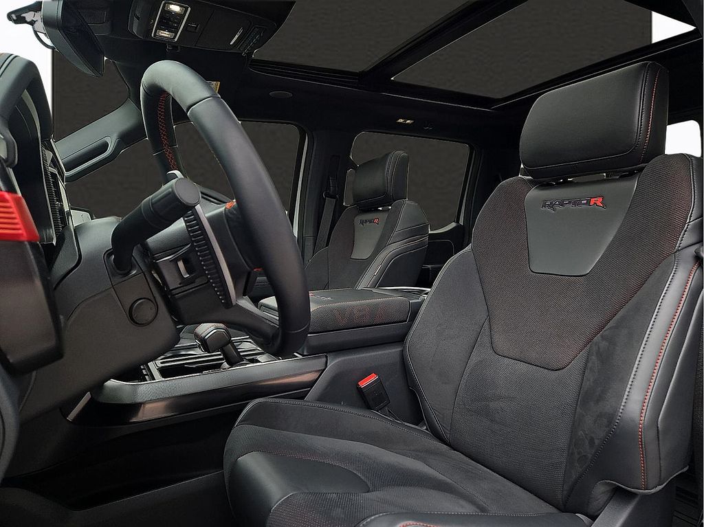 2025 Ford F-150 Raptor - Photo 13