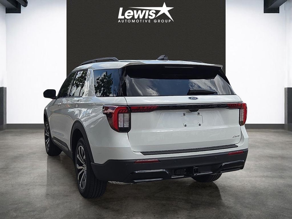 New 2026 Ford Explorer ST-Line SUV