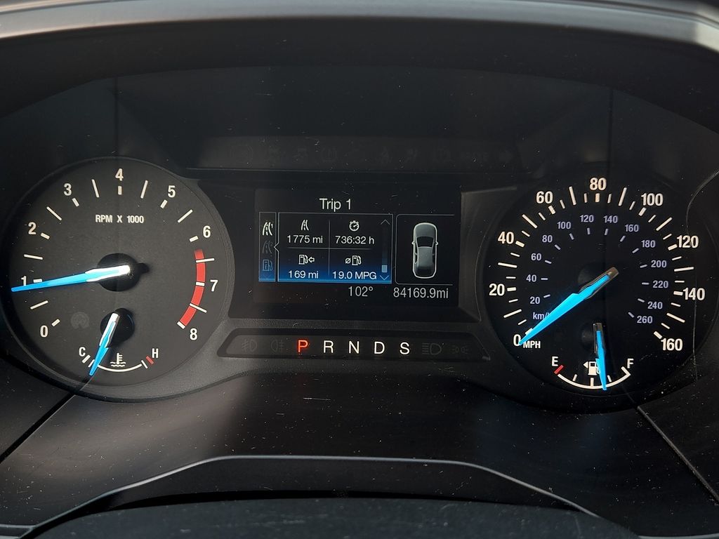 2019 Ford Edge SE - Photo 18