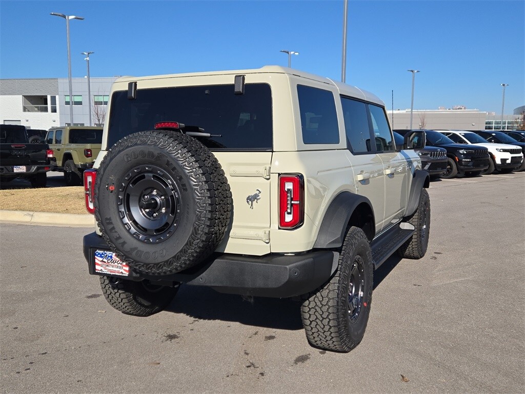 New 2025 Ford Bronco Outer Banks SUV