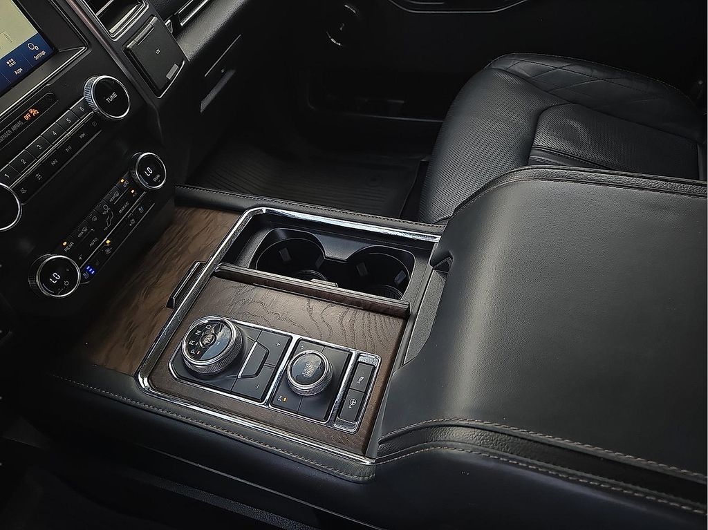 2020 Ford Expedition Platinum - Photo 20