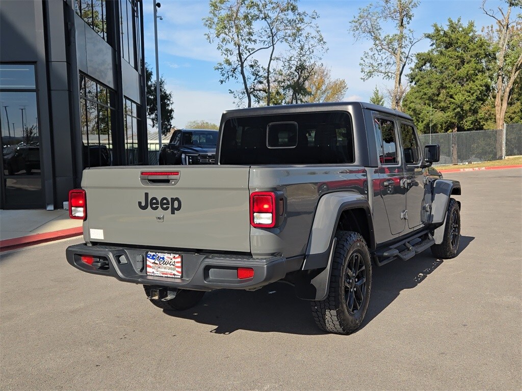 2022 Jeep Gladiator Altitude photo 4