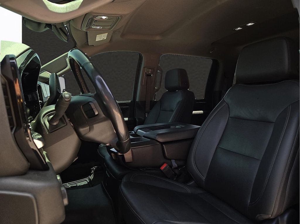 2024 Chevrolet Silverado 3500HD LTZ - Photo 12