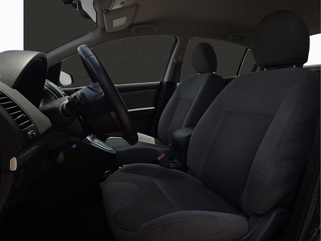2011 Nissan Sentra S - Photo 12