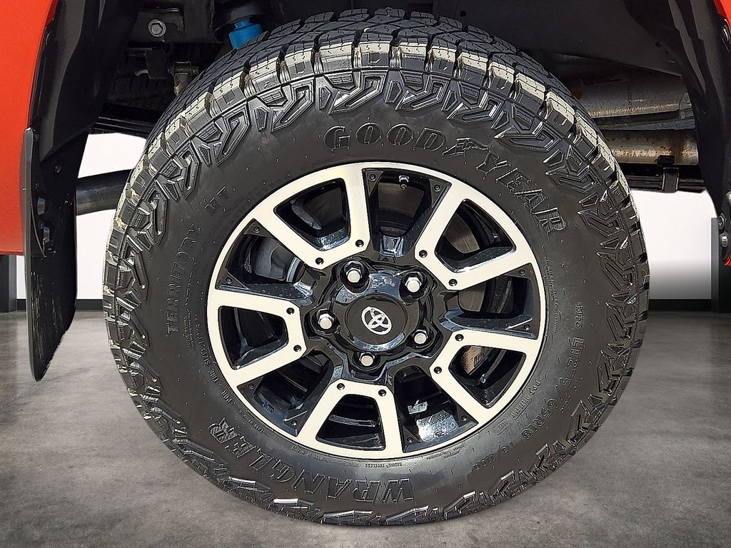 2016 Toyota Tundra SR5 - Photo 7