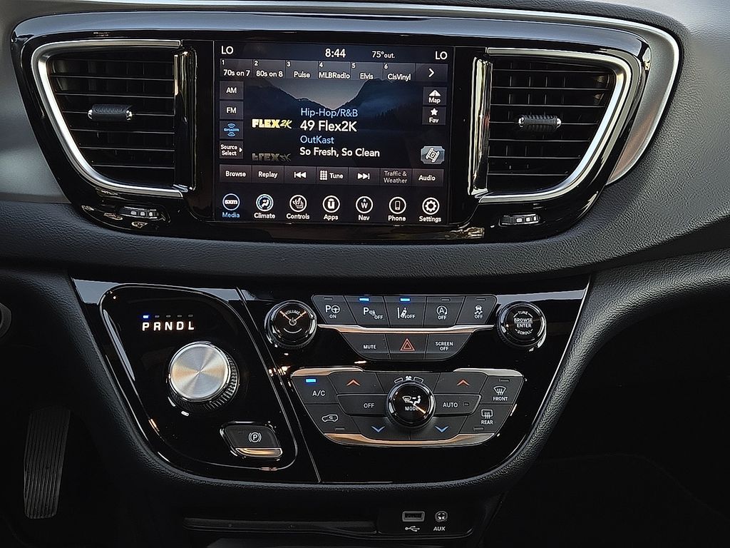 2019 Chrysler Pacifica Touring L Plus - Photo 12