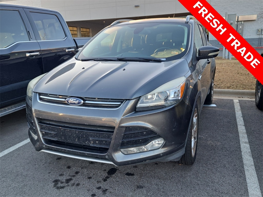 2015 Ford Escape Titanium's photo