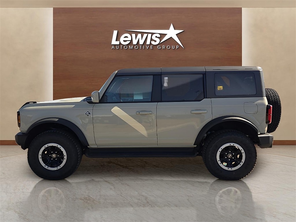 New 2025 Ford Bronco Outer Banks SUV