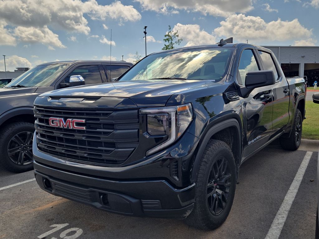 2026 GMC Sierra 4WD Crew Cab Standard Box Pro's photo