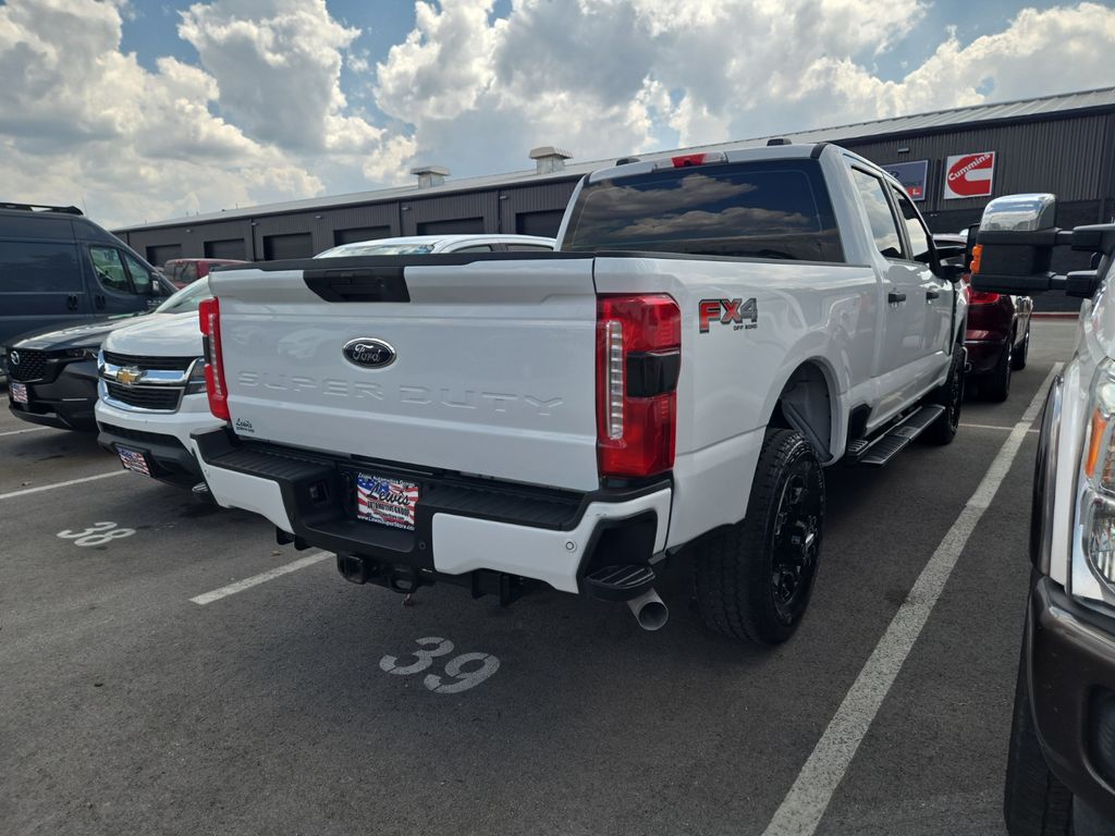 2025 Ford F-250 Super Duty XL - Photo 3