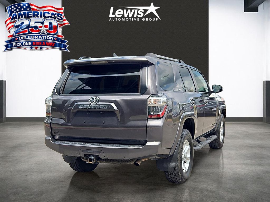 2021 Toyota 4Runner SR5 Premium - Photo 4