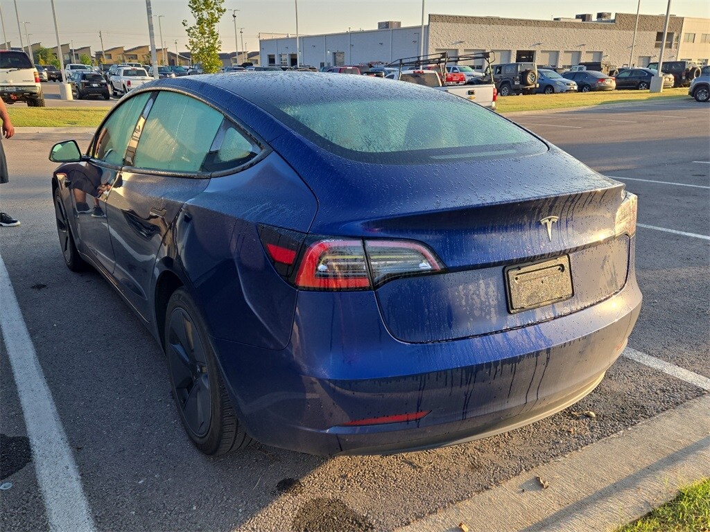 2023 Tesla Model 3 photo 3