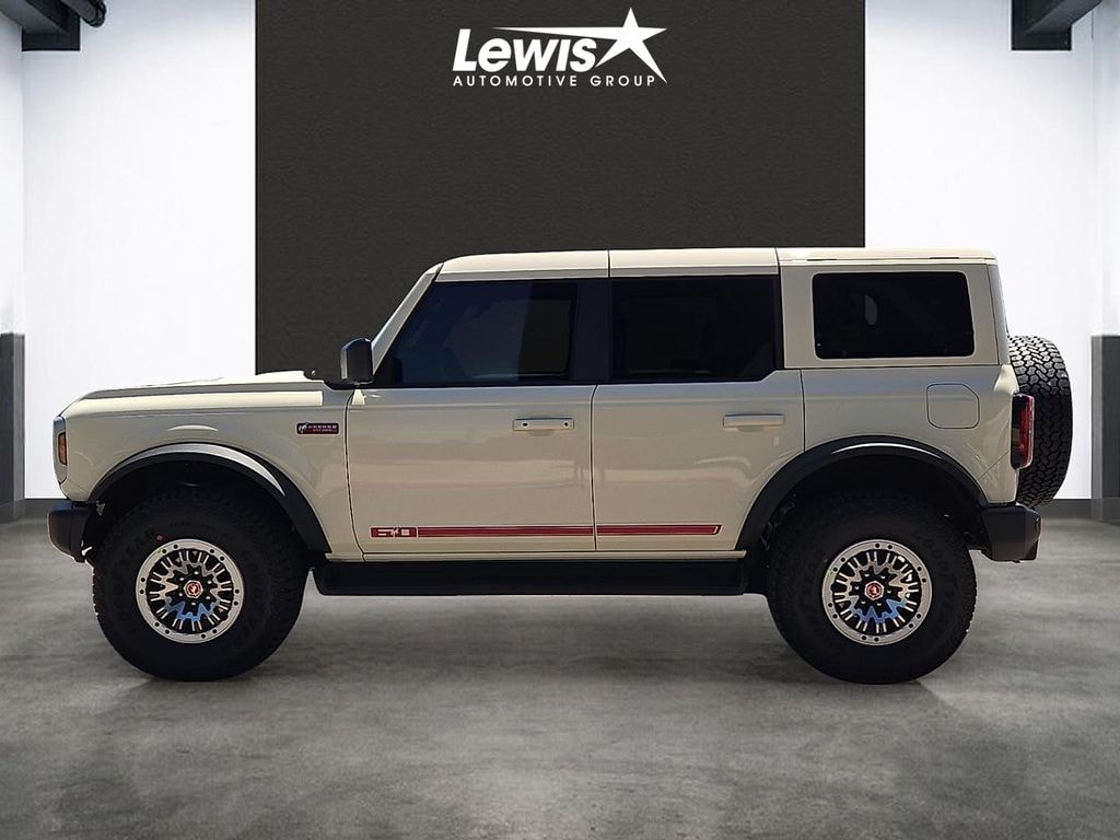 New 2026 Ford Bronco Outer Banks SUV