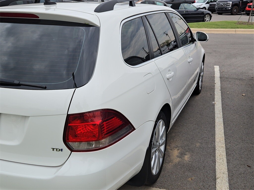 2013 Volkswagen Jetta SportWagen 2.0 TDI photo 3