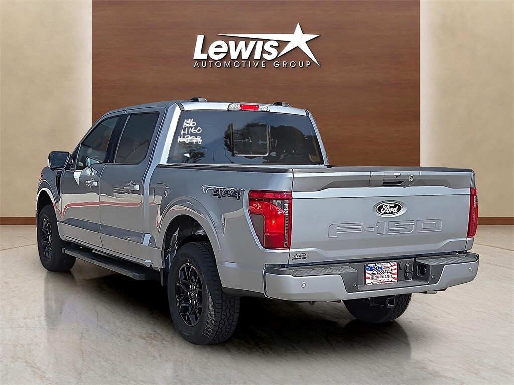 2025 Ford F-150 XLT photo 4