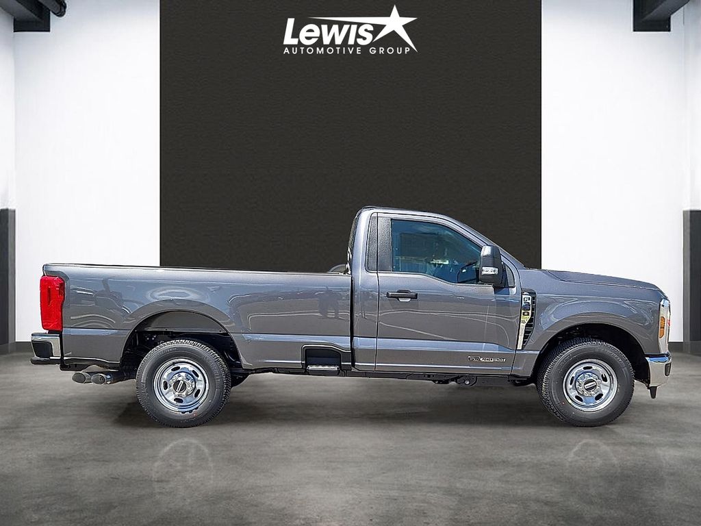 2025 Ford F-350 Super Duty XL - Photo 6