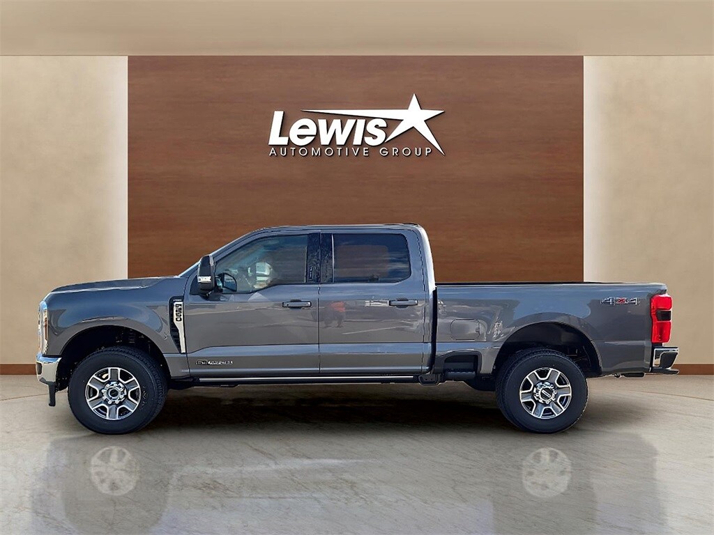 2026 Ford F-250 photo 3