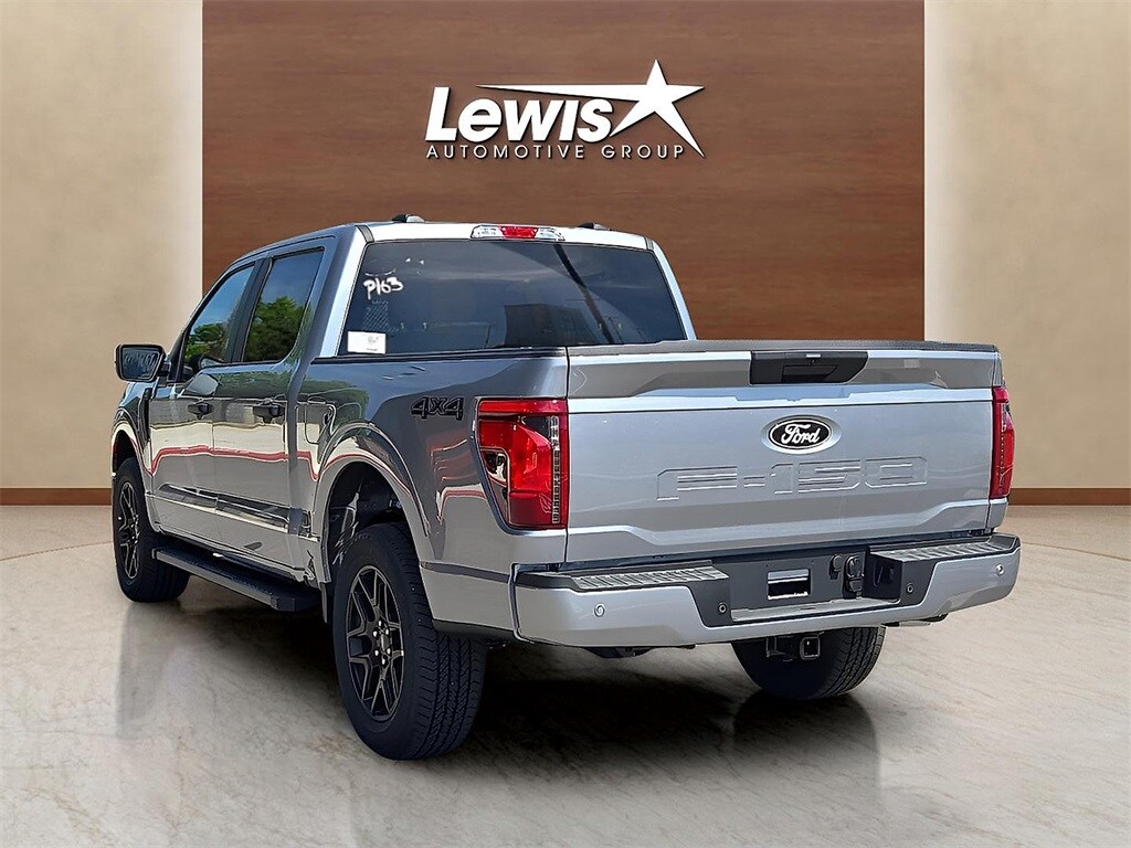 2025 Ford F-150 STX photo 4