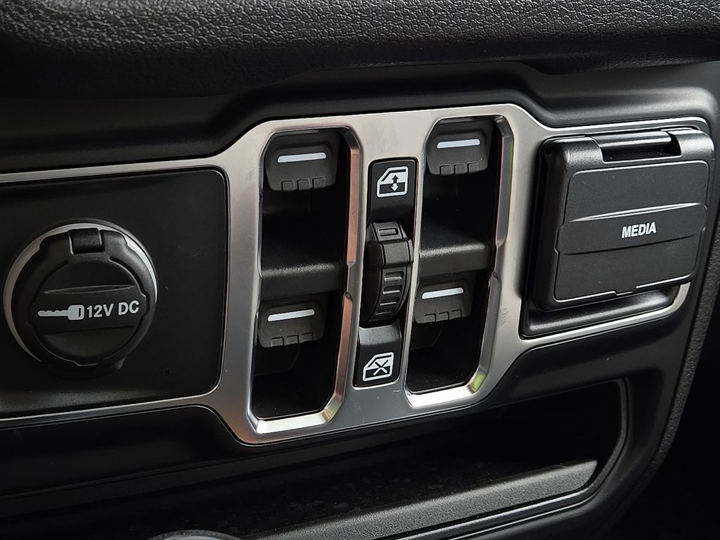 2026 Jeep Wrangler 4-Door 85th Anniversary Edition - Photo 15