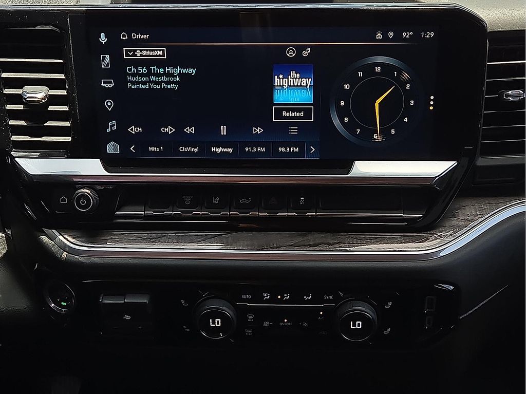 2024 Chevrolet Silverado 3500HD LTZ - Photo 11