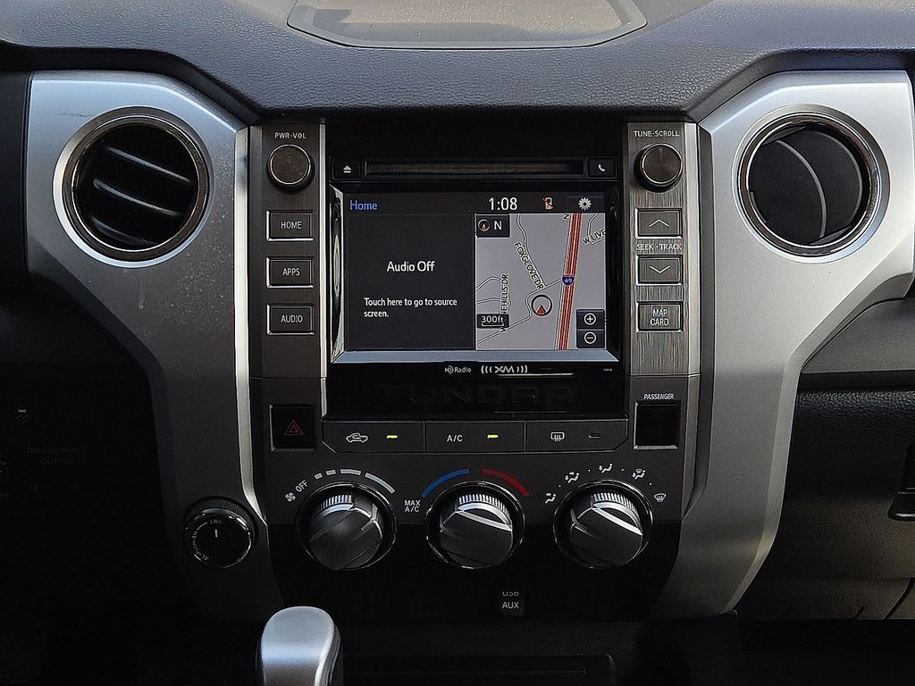 2016 Toyota Tundra SR5 - Photo 10