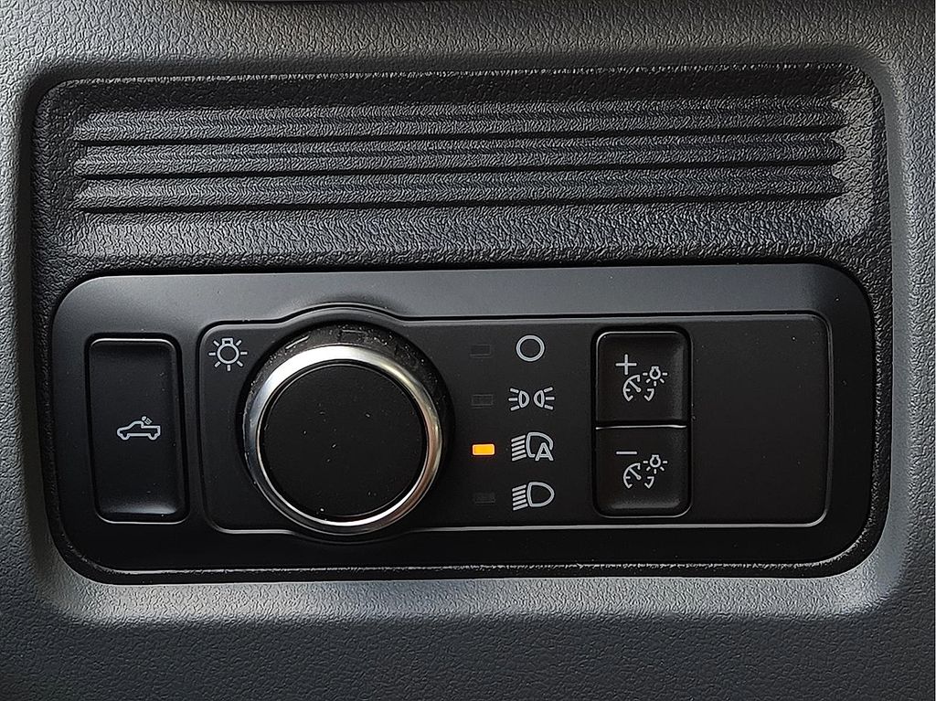 2025 Ford F-350 Super Duty XL - Photo 16