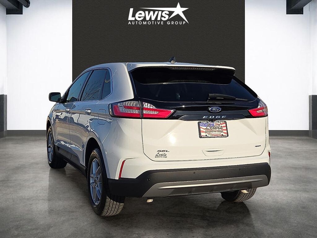 Used 2024 Ford Edge SEL SUV