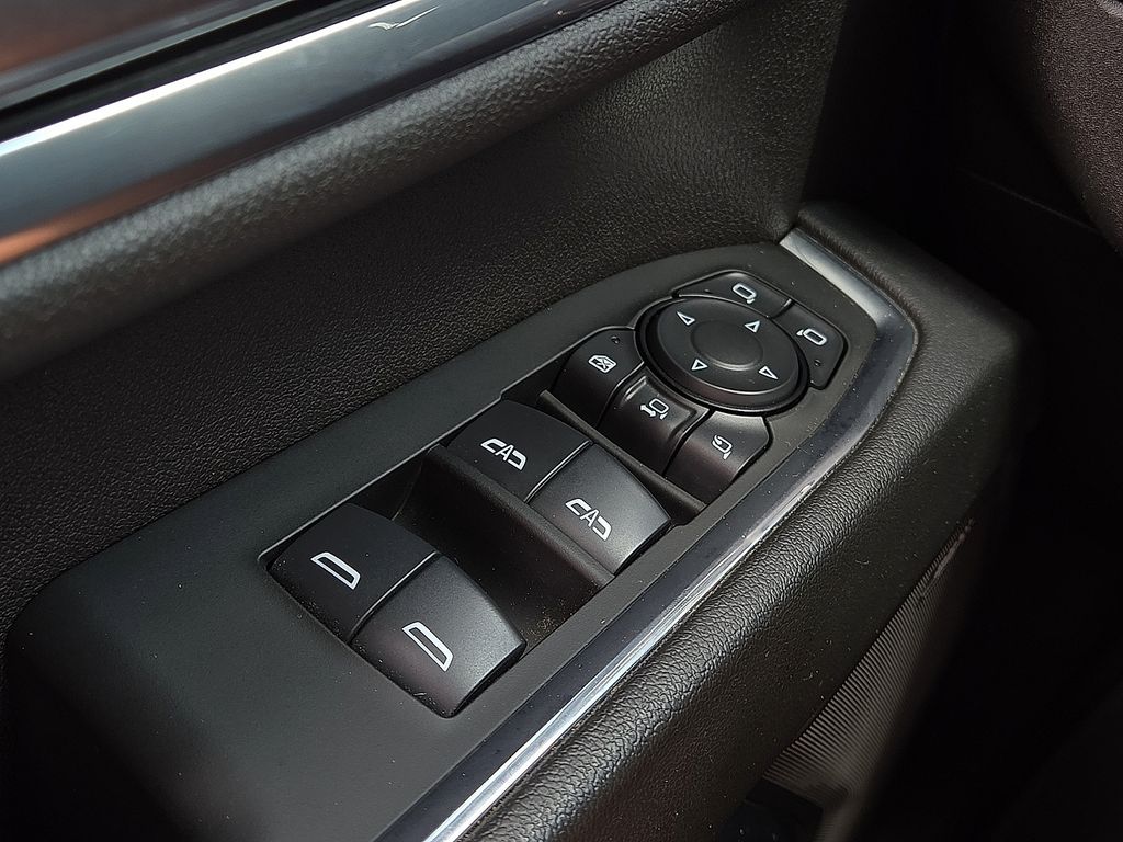2025 Chevrolet Silverado 2500HD High Country - Photo 17