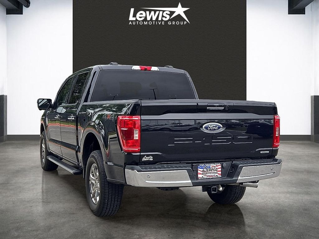 Used 2022 Ford F-150 XLT Truck SuperCrew Cab